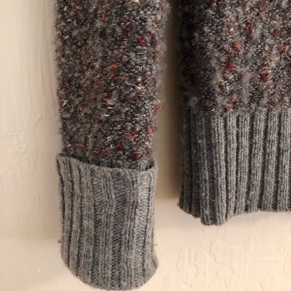 Comfy, classic Rachel Zoe turtleneck sweater. - Picture 2 of 6